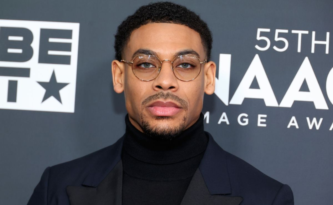 aaron pierre net worth