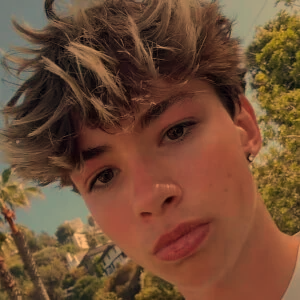 How Old Is Brooks Harvey And His Growth In Modern Tech